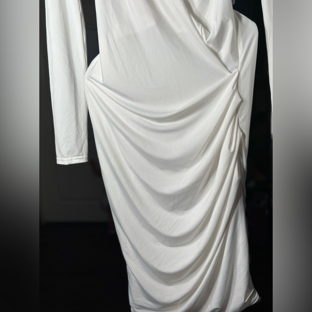 Nasty gal white scrunched v neck little dress size xs - Picture 12 of 12